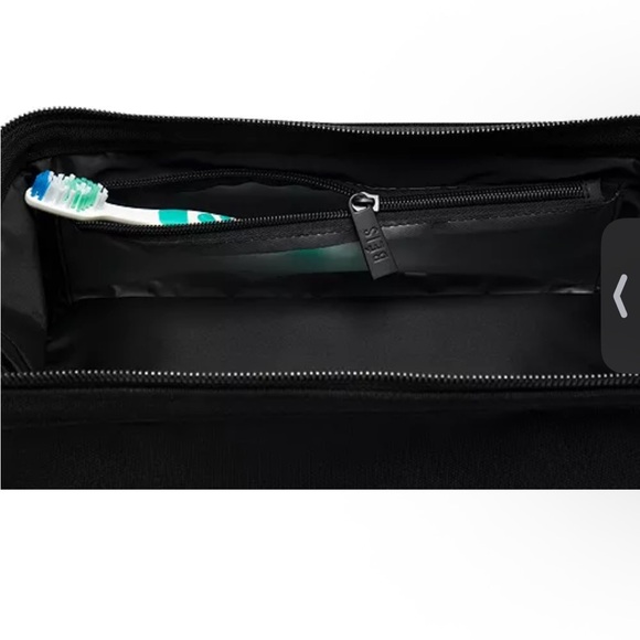 BEIS Black Dopp Kit - Picture 7 of 13